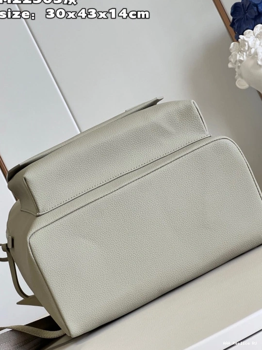 Aaa replica ru VUITTON LOUIS TAKEOFF BACKPACK 0714